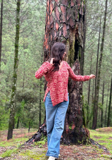 Red Printed Cotton Kurti – Casual & Comfortable