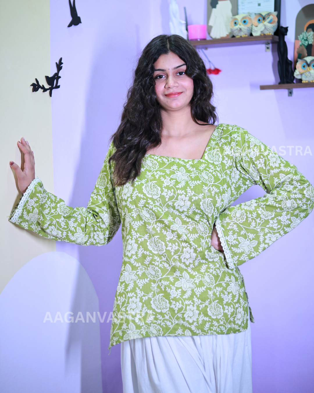 Hariyali Noor – Elegant Green Floral Cotton Kurti for Women